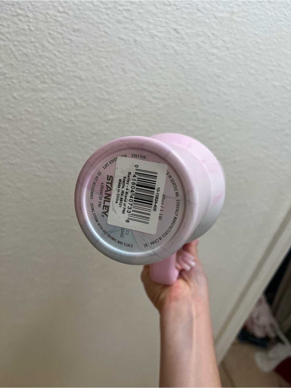 Stanley pink and blue tie dye 40 Oz tumbler target - Picture 3 of 4